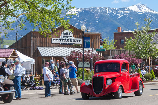 The Outlaw is a great place to enjoy all the action in Joseph!